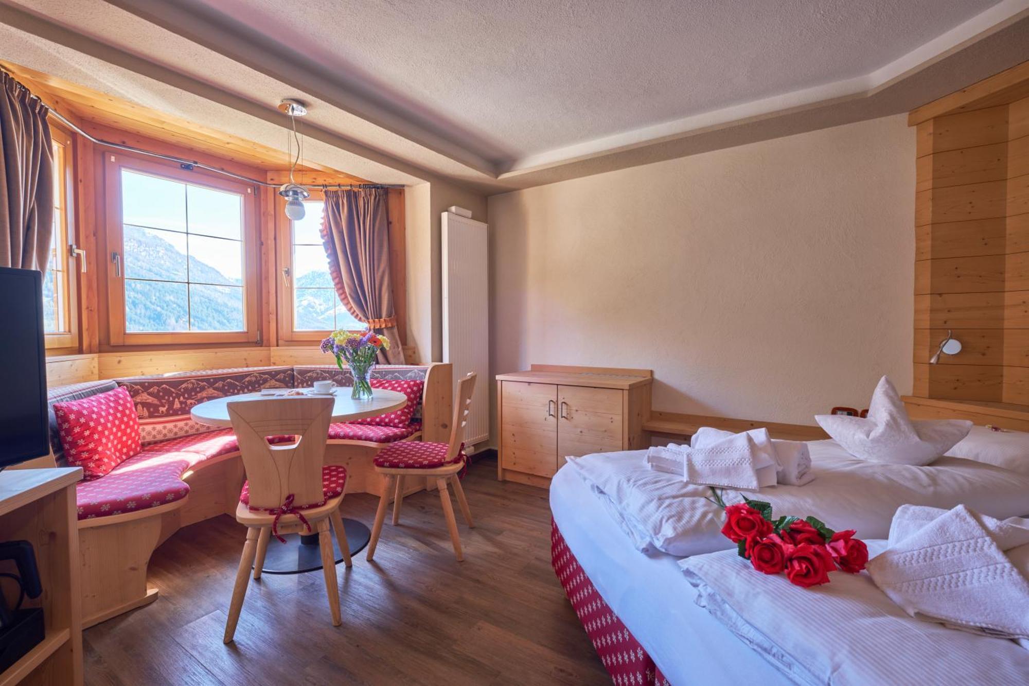 Berg Hotel Latemar Spitze Vigo di Fassa Εξωτερικό φωτογραφία