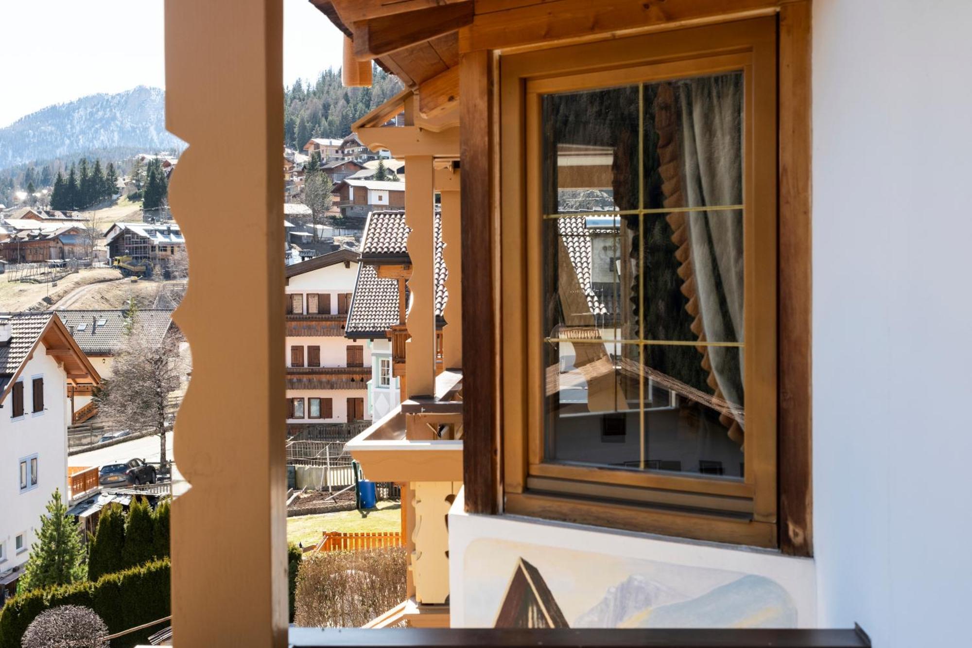 Berg Hotel Latemar Spitze Vigo di Fassa Εξωτερικό φωτογραφία