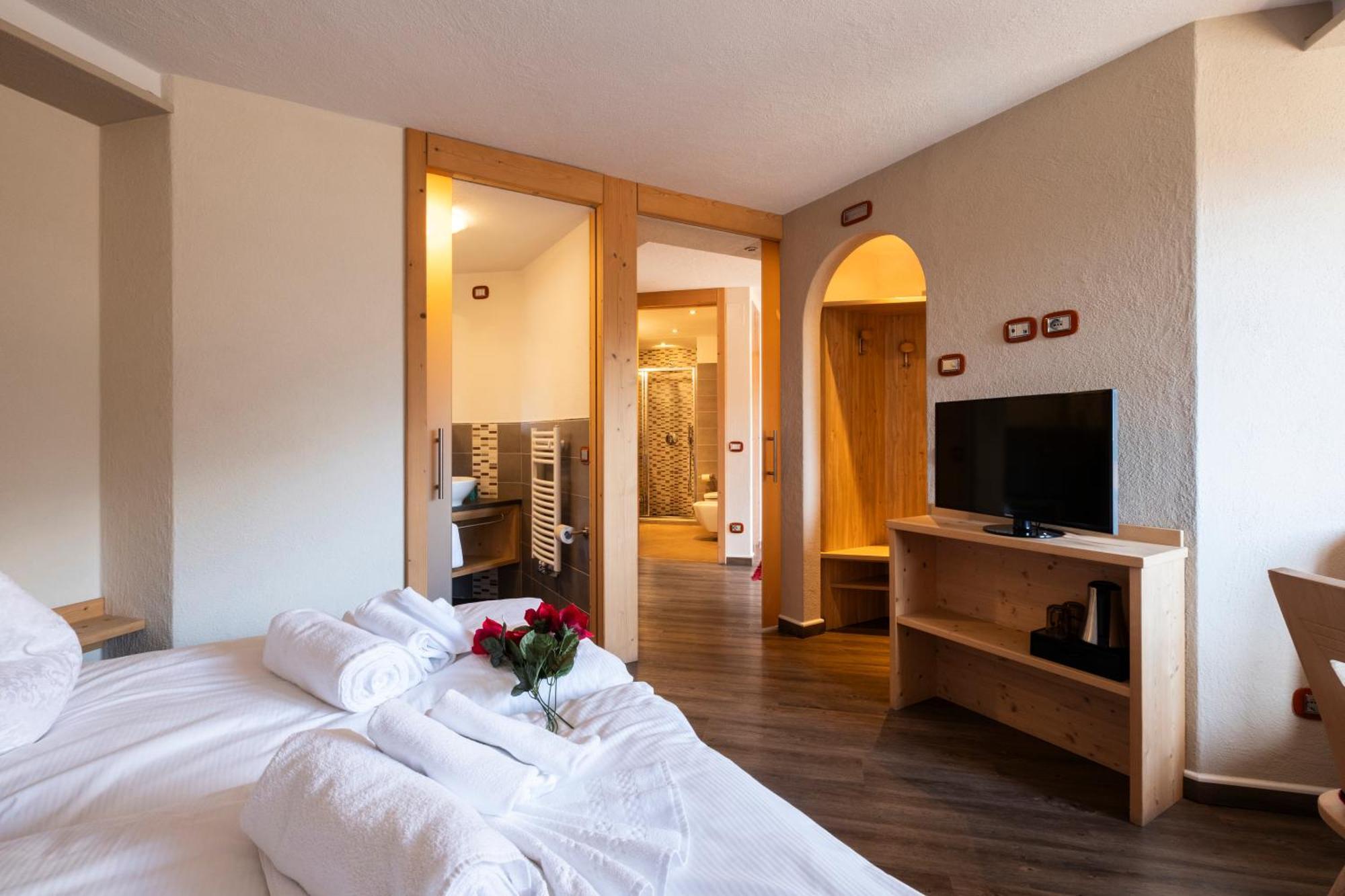 Berg Hotel Latemar Spitze Vigo di Fassa Εξωτερικό φωτογραφία